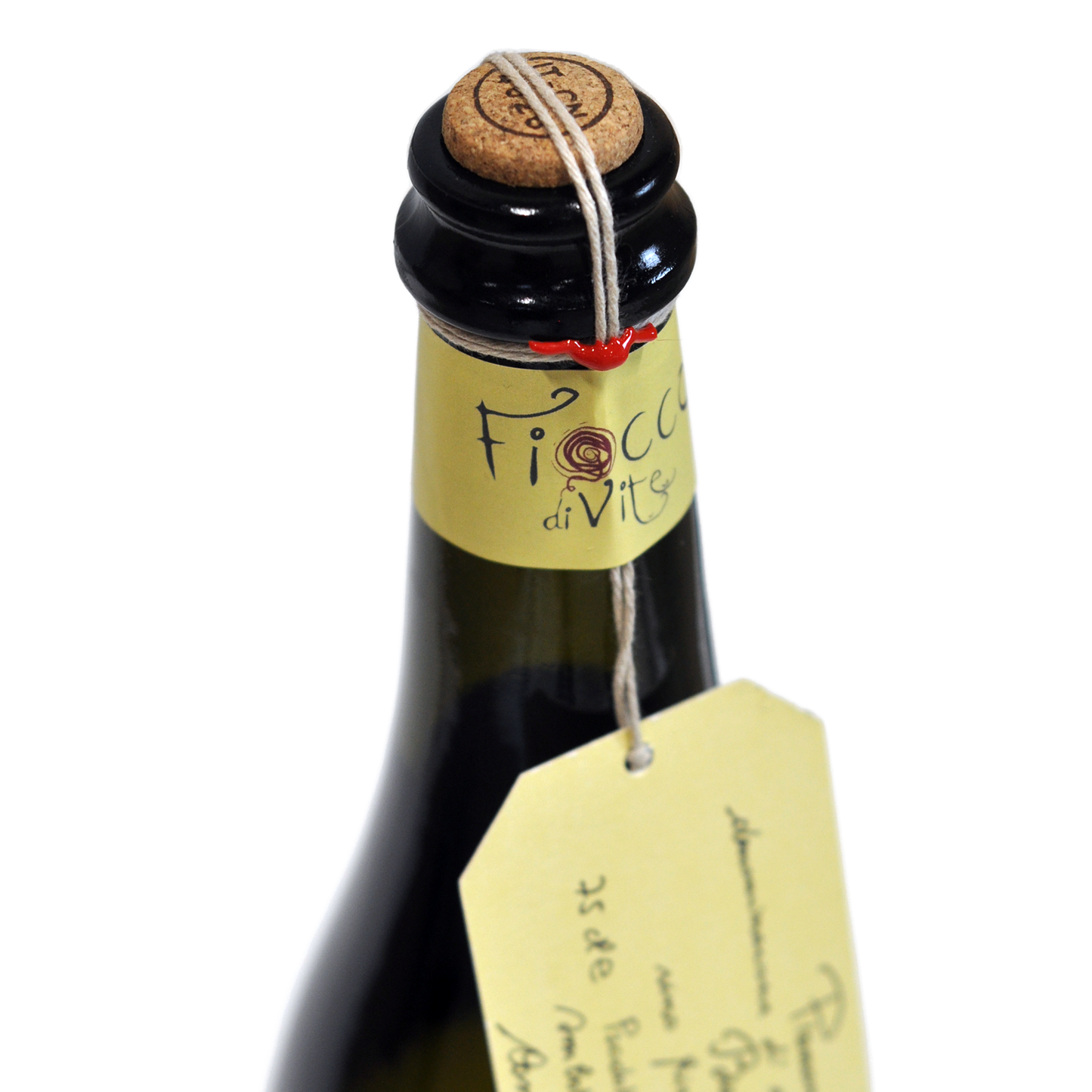 Nærbillede af Piemonte DOC Bianco Frizzante mousserende hvidvin etikette med snor og rød italiensk voks